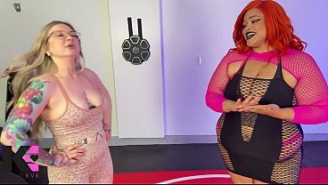 Nonton Bbw Stinky Feet: Match Turned Fight thumbnail