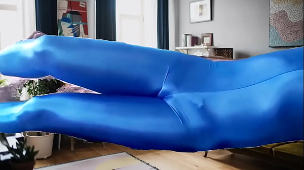 Bulge In Lycra thumbnail