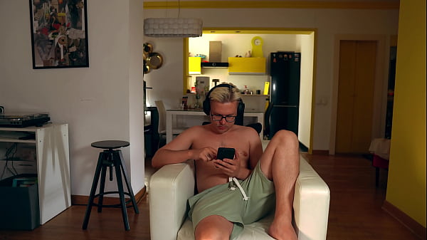 Nonton Got Caught Masturbating By My Naughty Stepmom And She Let Me Fill Her Pussy With Cum thumbnail