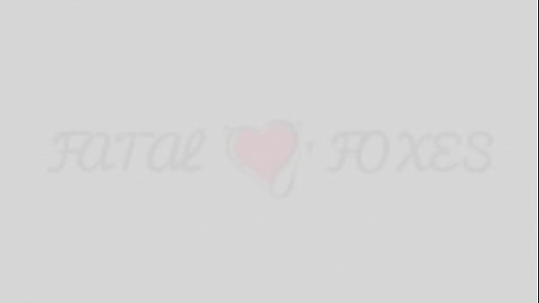 Nonton Teen Girl Deepthroats Huge Cock thumbnail