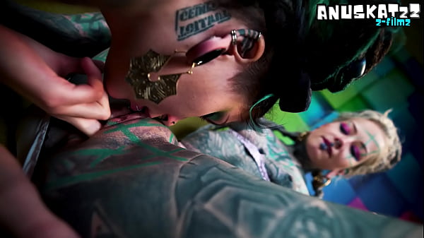 Play MP4 - Inexperienced tattooed hippie babe gets her first anal lesson from a kinky alt pornstar