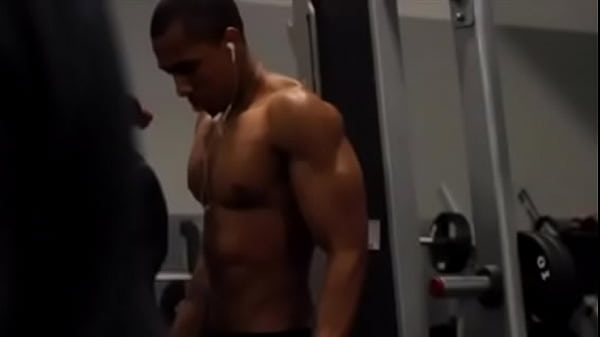 trim.2053AE4C-5E5B-46A2-AB0B-1E5AE5F0847E.MOV 