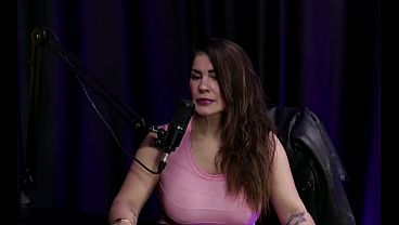 SENTE MUITO PRAZ3R QUANDO CHUPAM SEUS PÉ_S - BRUNA FERRAZ (MOAI TV)