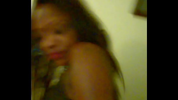 Play MP4 - jus me and my bitch