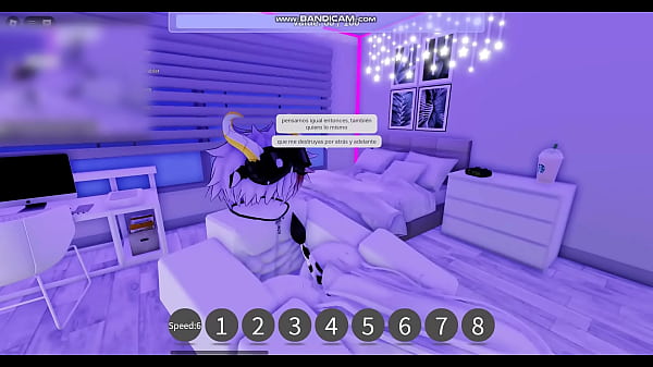 Teniendo sexo con disfraz de vaca