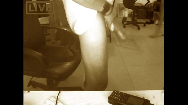 Somebody make me hard plz very thick cock 