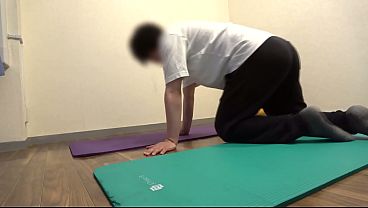 パート9 専門知識豊富な美女トレーナーさんからマンツーマンの個人指導が受けられると最近話題の完全個室パーソナルジム。 thumbnail