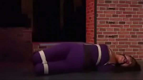 Lorena garcía en leotardo sexy atada amordazada y gimiendo_muy rico