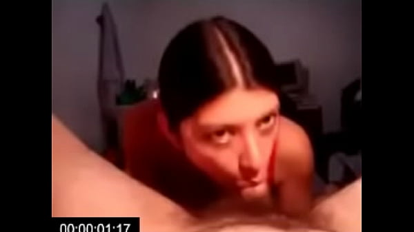 Nonton Latin Wife Deepthroats Hubbys Cock thumbnail