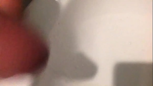 Play MP4 - Sacando mi crema en el ba&ntilde;o 2