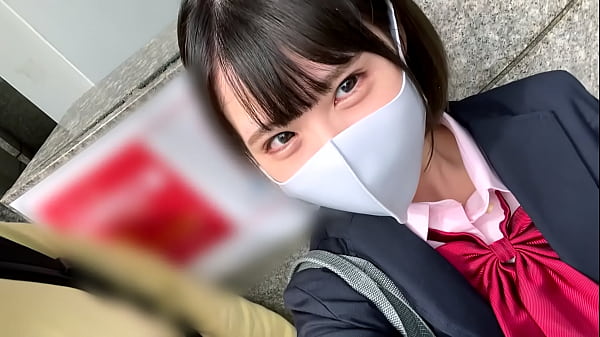 ハメ撮り　激シコ！！可愛すぎる美巨乳jk18才。おじさんのチンコでイキまくり。正常位で生セックスに夢中なjk。素人 美乳 中出し 個人撮影 美女フェラチオ 可愛い 生ハメ thumbnail