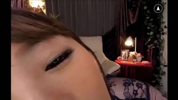 唾液 刺激的なキスプレイをVR体感