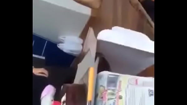 Trim.c50d97f4-cf67-42db-800d-48cbb9cfe160.mov thumbnail