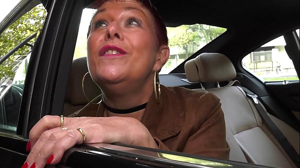 Play MP4 - Granny orgy with fit guys