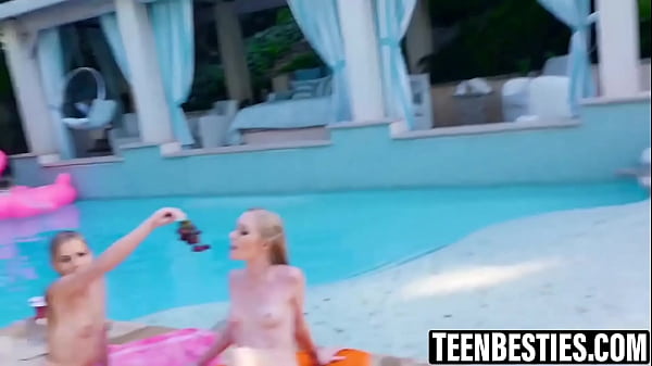 Poolside lesbian oral with three gorgeous besties 