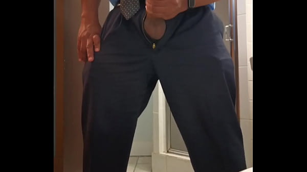 Play MP4 - Profesor se la jala rico a falta de culo de un alumno