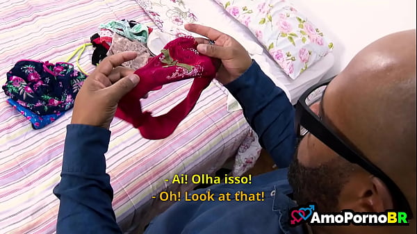 Nonton Eu Gosto De Comer Minha Esposa Quando Vejo Ela Usando A Calcinha De Minha Enteada thumbnail