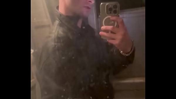 Nonton The Most Dirty Toilet On The Train! Want To Piss On Me In There And Suck thumbnail