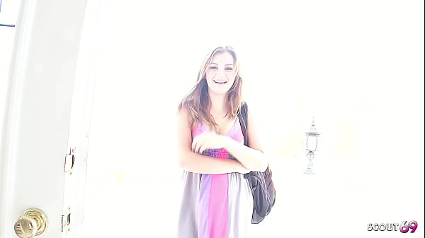 Nonton Shy Ginger Girl Allie Haze With Puffy Tits And Nice Round Ass At First Time Porn Casting Fuck By Older Big Dick Guy thumbnail