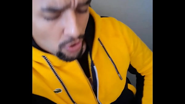 Gays No Banheiro Transando Gostoso Sem Camisinha, O Ativo Gozou Gostoso. thumbnail