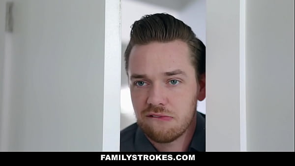 Team skeet stepsister seduce and fucks her stepbro