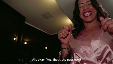 Me follé_ a la puta de mi vecina, engañ_á_ndola hacié_ndole creer que necesitaba de su internet - Kylei Ellish