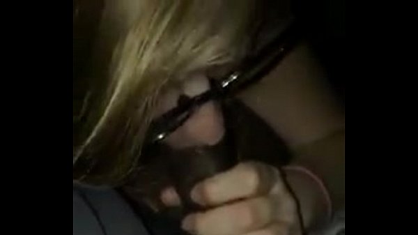 Play MP4 - Shelly sucking in slo-mo