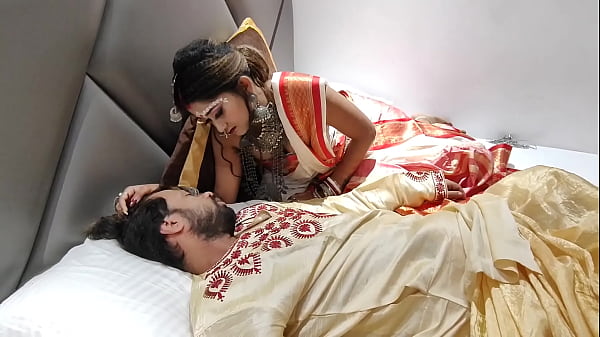 Newly Married Indian Couple Having Sex First Time On Their Wedding Night thumbnail