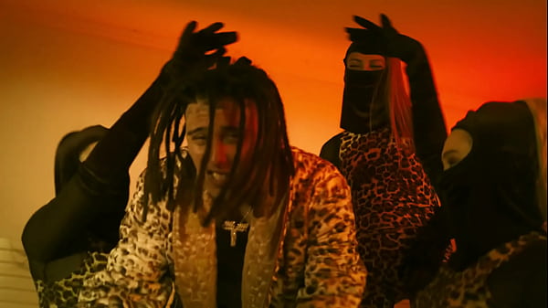 Paulo chill e se folla a un poli en una persecuci&oacute;n policial 