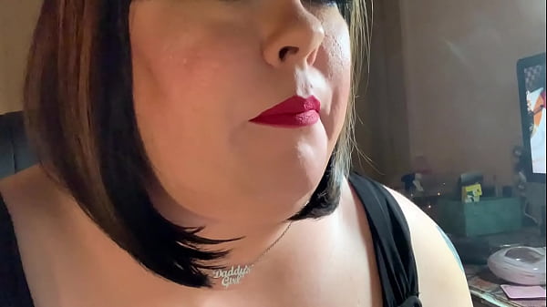 Play MP4 - BBW Mistress Tina Snua Chain Smokes 2 Superking Cigarettes With Lots Of Nose Exhales