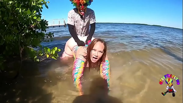 Play MP4 - She got baptized by dick