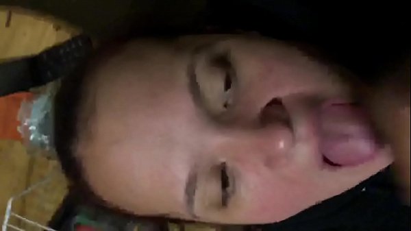 Gagging_Deepthroat cumshot in eye 1 2