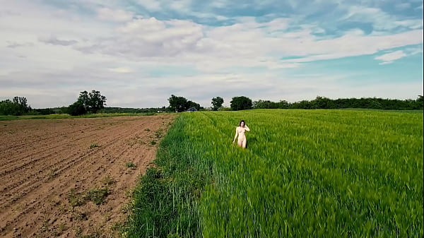 Darcy dark golden shower and pee in the nature