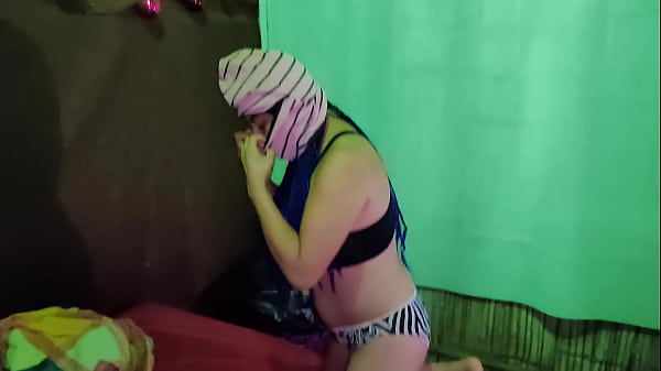 Hot stepdaughter give me a free homemade porn show her tits and ass look so sexy 