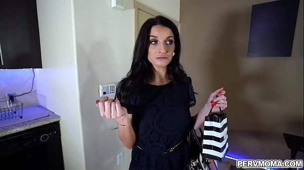 Brunette stepmom Silvia Saige whipping out stepsons cock and swirling her tongue around his hog head 