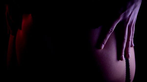 A Hot girl's twerking Dancing || Waiting for a sexy man || Don't miss! 