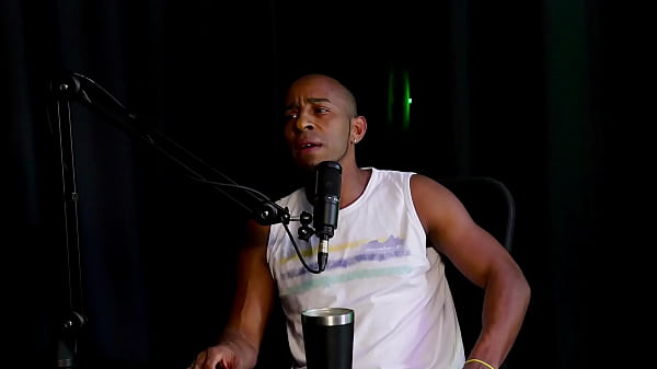 Play MP4 - Gostava de ir no puteiro&comma; achava que o pau era pequeno&comma; gravou com famosas&comma; a mulher mudou sua vida&comma; e a produtora&period;&period;&period; - Negro Top Oficial &lpar;WATCH ON&colon; SHEER&sol;RED&rpar;