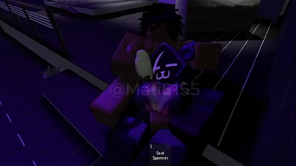 chica_culona irrumpe ami apartamento_y acaba_follada