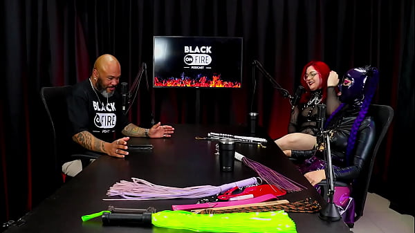 Nonton Duas Gostosas Apresentam Seus Instrumentos De Trabalho E De Prazer Pessoal - Rainbow Witch & Madame Agatha (watch On: Sheer/red) thumbnail