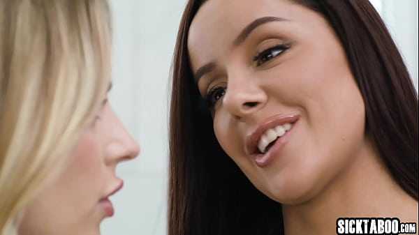 Play MP4 - Black Alexis Tae fucks two horny friends and lesbians Vanna Bardot and Anna Claire Clouds enjoyed pussy licking