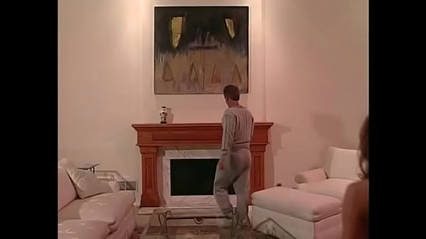 Nonton Cock Loving Brunette Wraps Her Lips Around A Thick Cock thumbnail