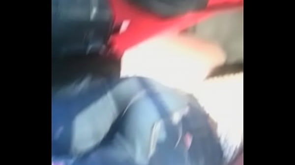 Nonton Rica En El Bus 2 thumbnail