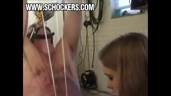 Nina likes_to humiliate her_slave