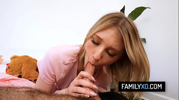 Petite stepdaughter fucks with her stepdad just to get her phone back 