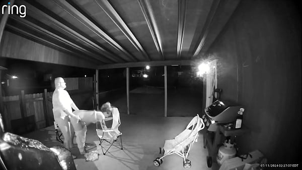 Play MP4 - public back porch fuck