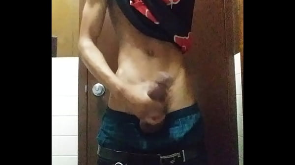 Play MP4 - Solo session in WORK bathroom
