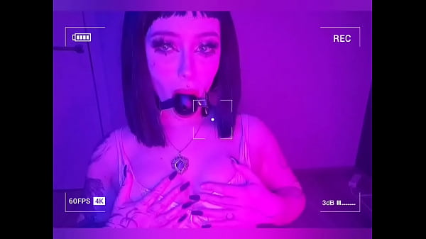 babe in latex dress suckscock and plays_fetish with herself Pechgardens