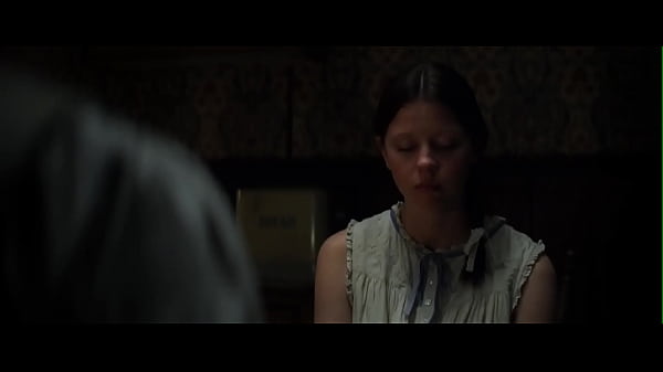 pearl 2022 safada caindo na_vara do_espantalho pauzudo