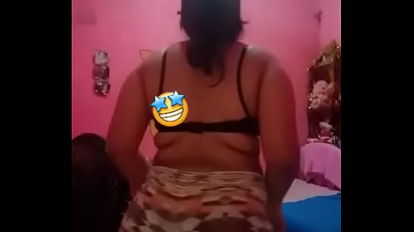 Nonton Rebolando O Rab&atilde;o Gostoso thumbnail