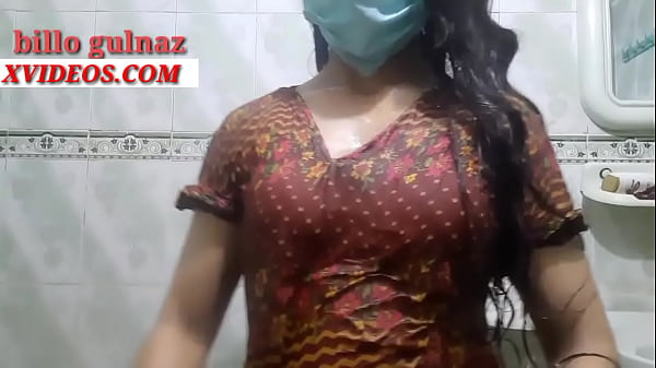 Play MP4 - Indian girl taking a bath in the bathroom